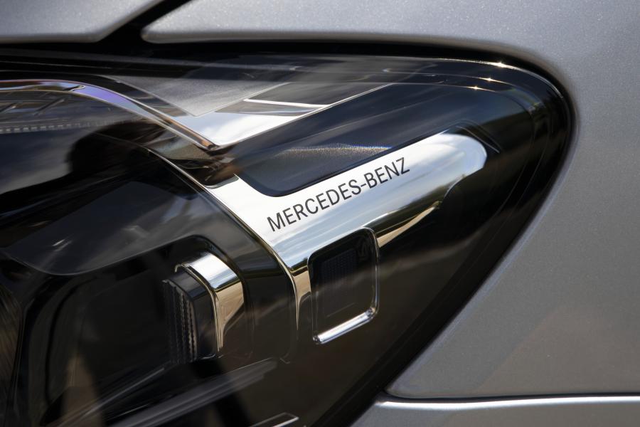 Детали экстерьера Mercedes-Benz E350 AMG Line (W213) 2020 года  (WW) (фото 19 из 25)